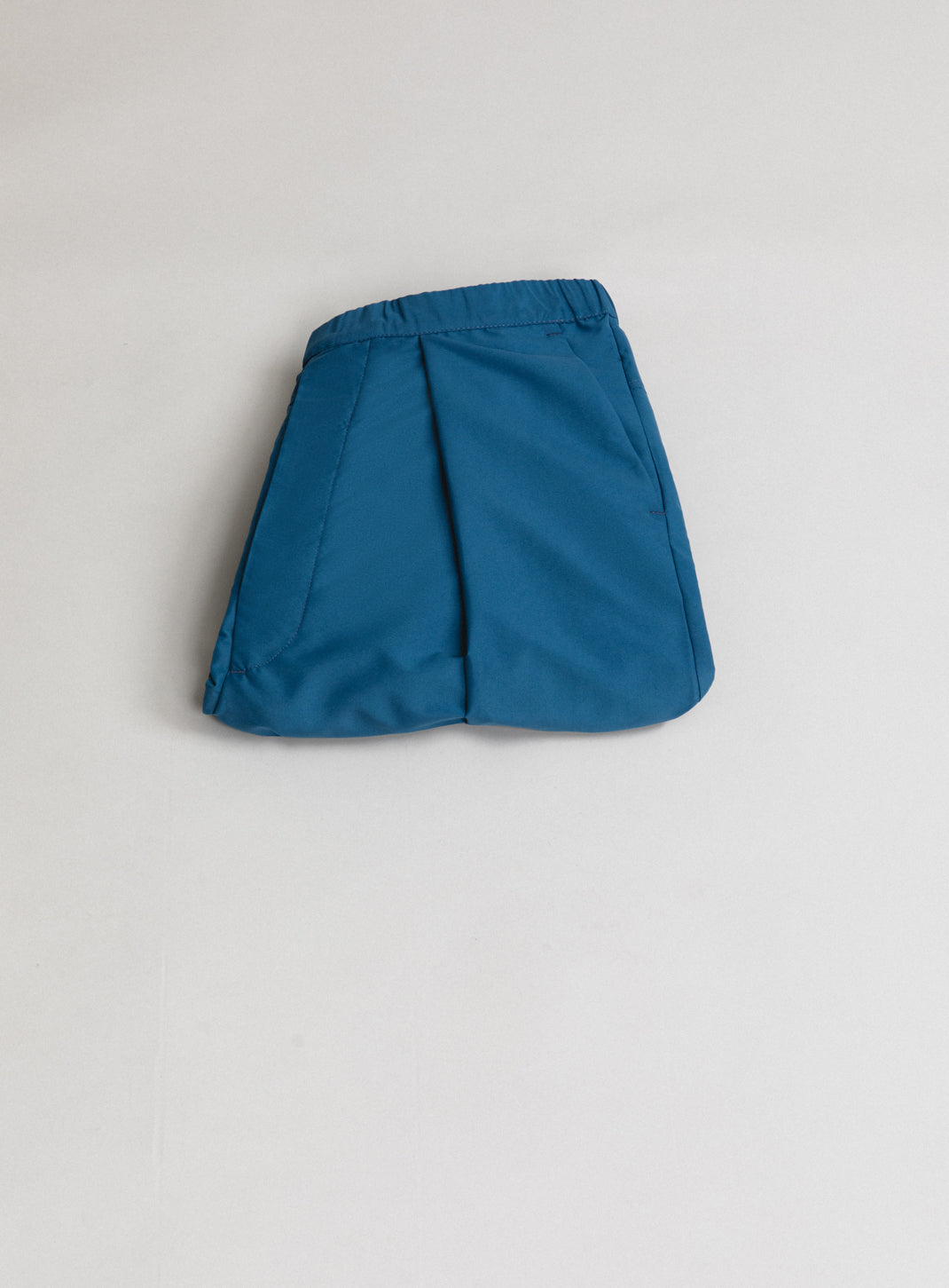 Pantalon à Plis Profonds en Serge Technique Bleu Pétrole
