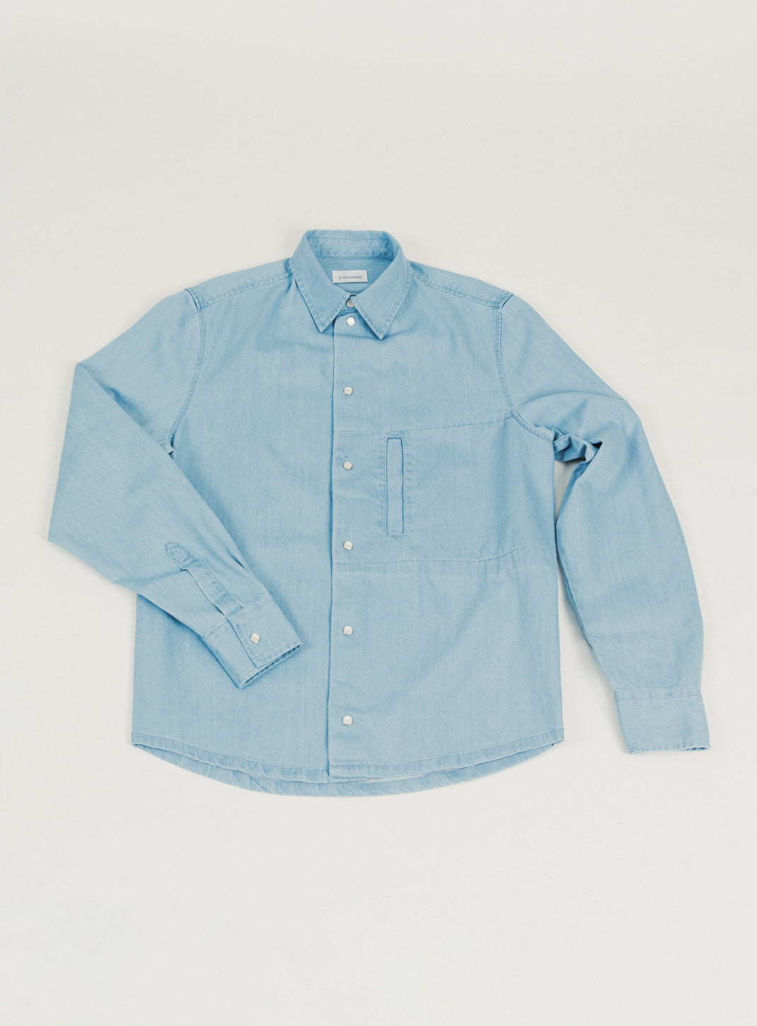 Surchemise à Poche Fenêtre en Denim Bleach