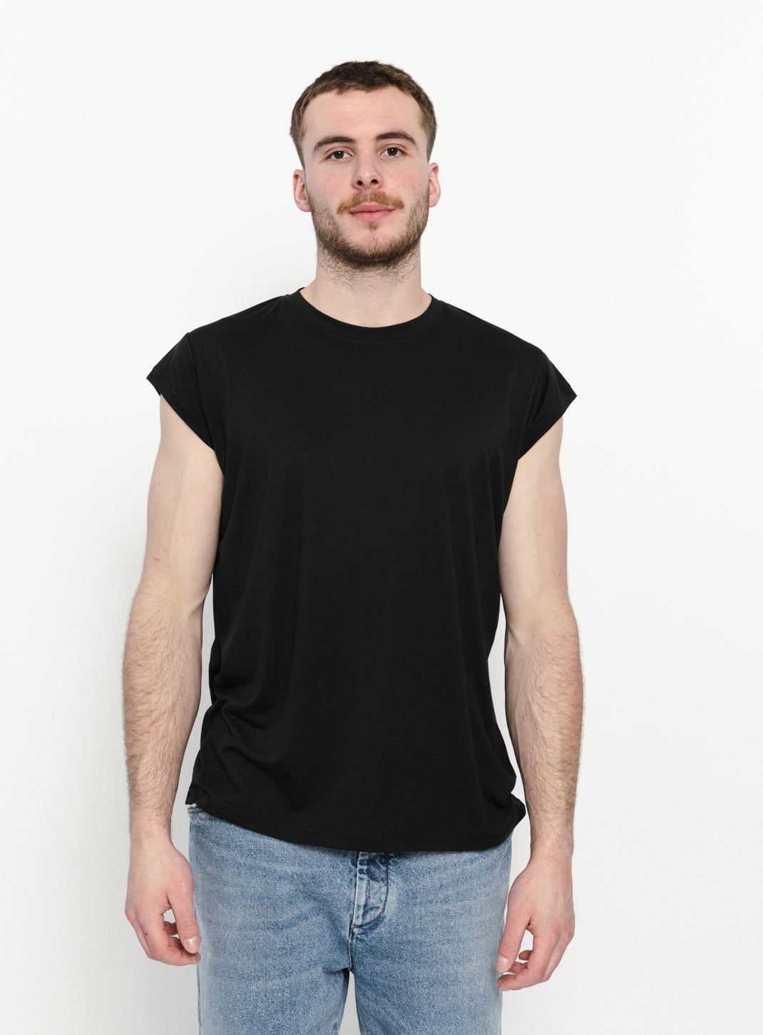 T-Shirt Sans Manches en Eucalyptus & Coton Noir