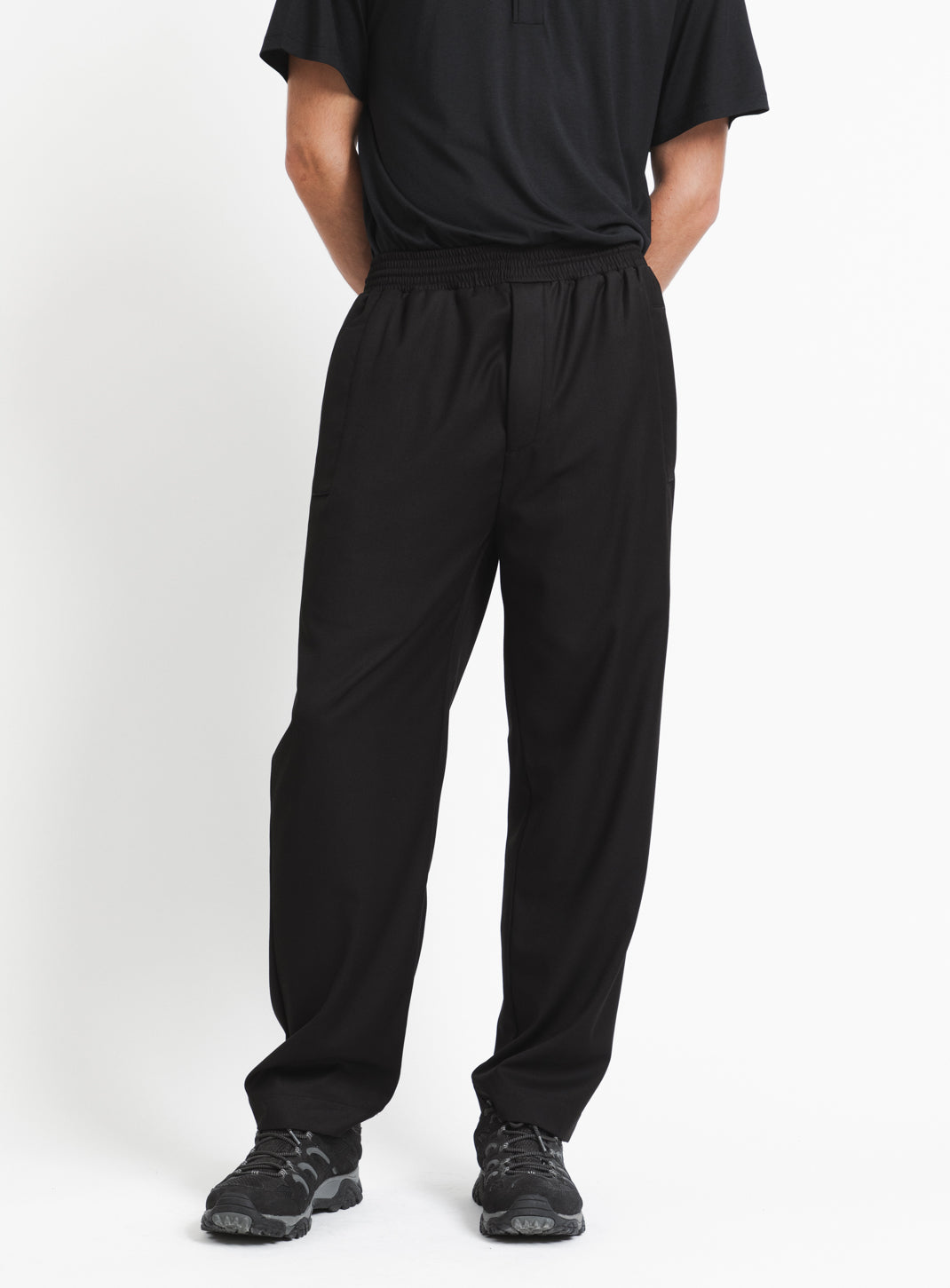Baggy Pants in Black Serge