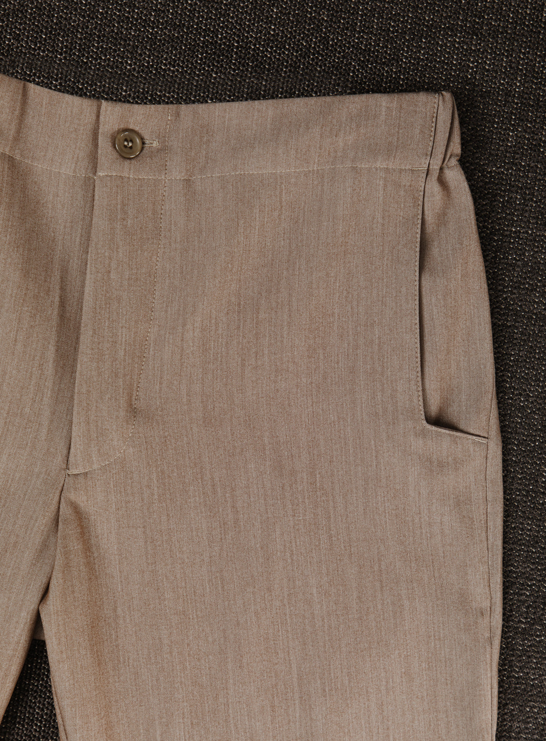 Pants with Notched Pockets in Beige Serge