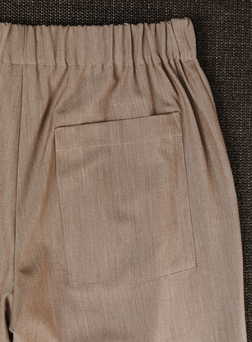 Pants with Notched Pockets in Beige Serge
