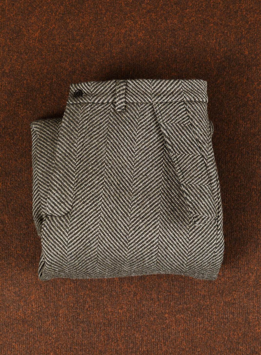 Flap Pockets Pants in Khaki Herringbone Wool