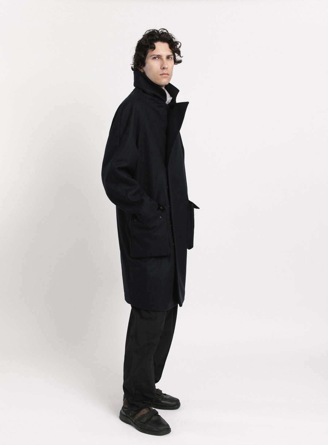 Coat with Puffed Pockets in Navy Blue Italian Wool