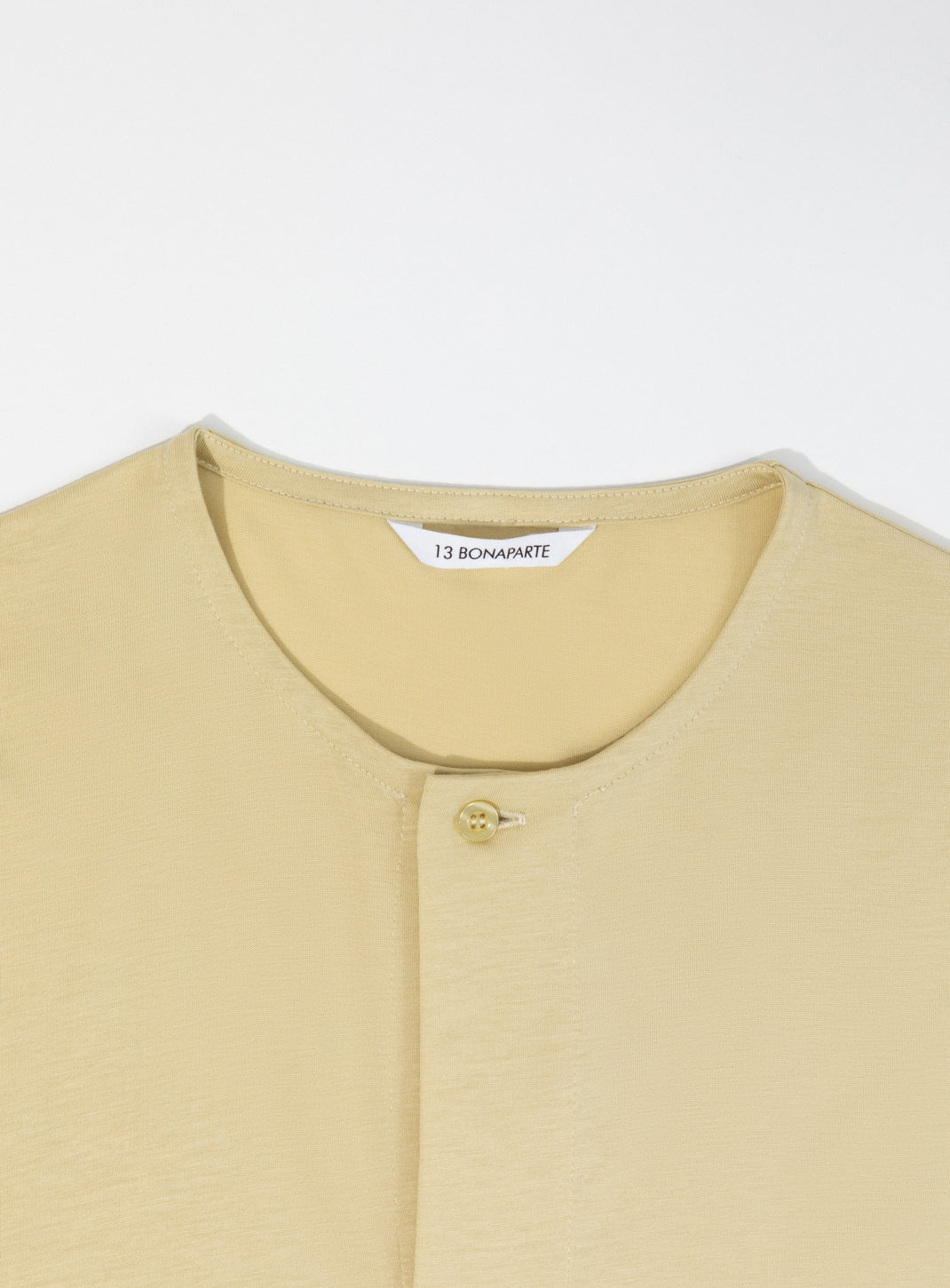 T-Shirt with 5 Buttons in Ginger Eucalyptus & Cotton