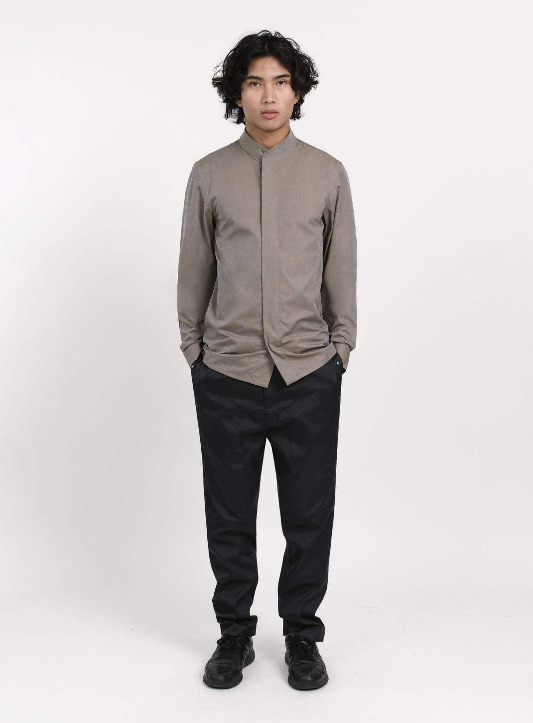 Origami Collar Shirt in Beige End-on-End