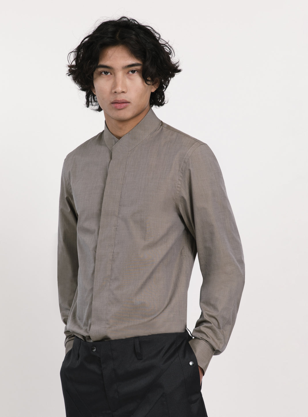 Origami Collar Shirt in Beige End-on-End
