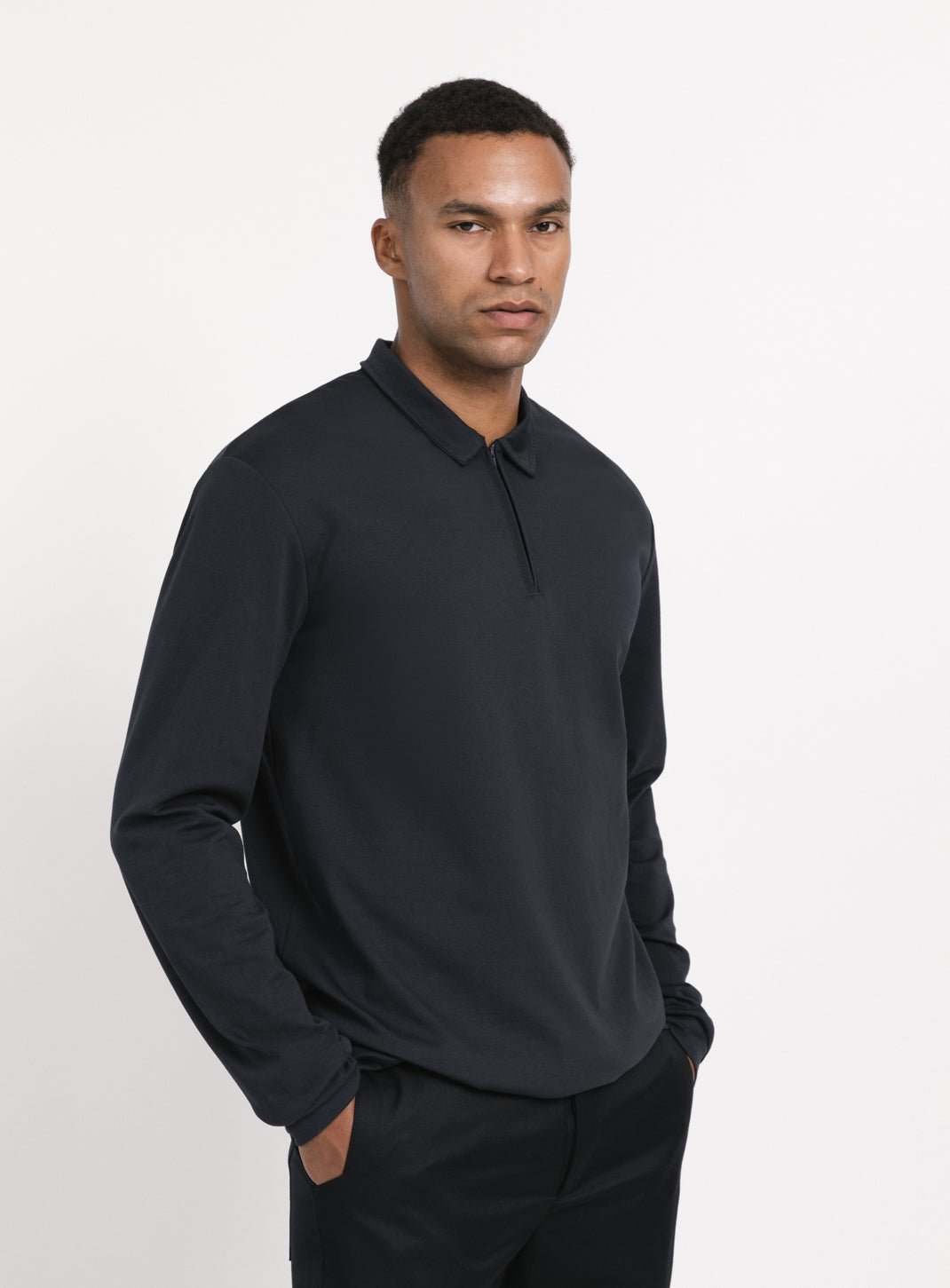 Long Sleeve Zipped Poloshirt in Navy Blue Technical Knit