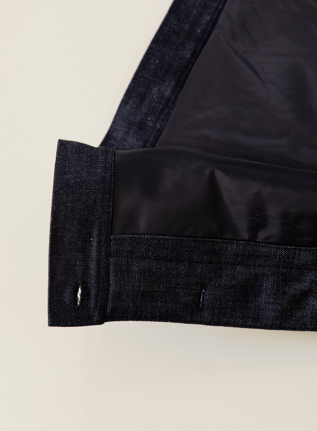 Veste Sans Manches à Faux Col Bord-Côte en Denim Bleu Brut