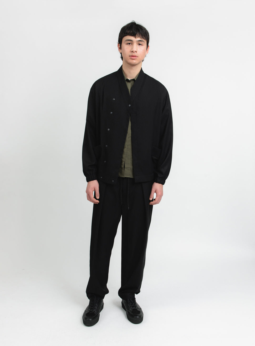 Bomber Kimono en Serge Noir à Fines Rayures
