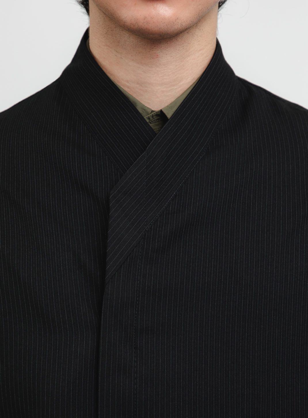 Bomber Kimono en Serge Noir à Fines Rayures
