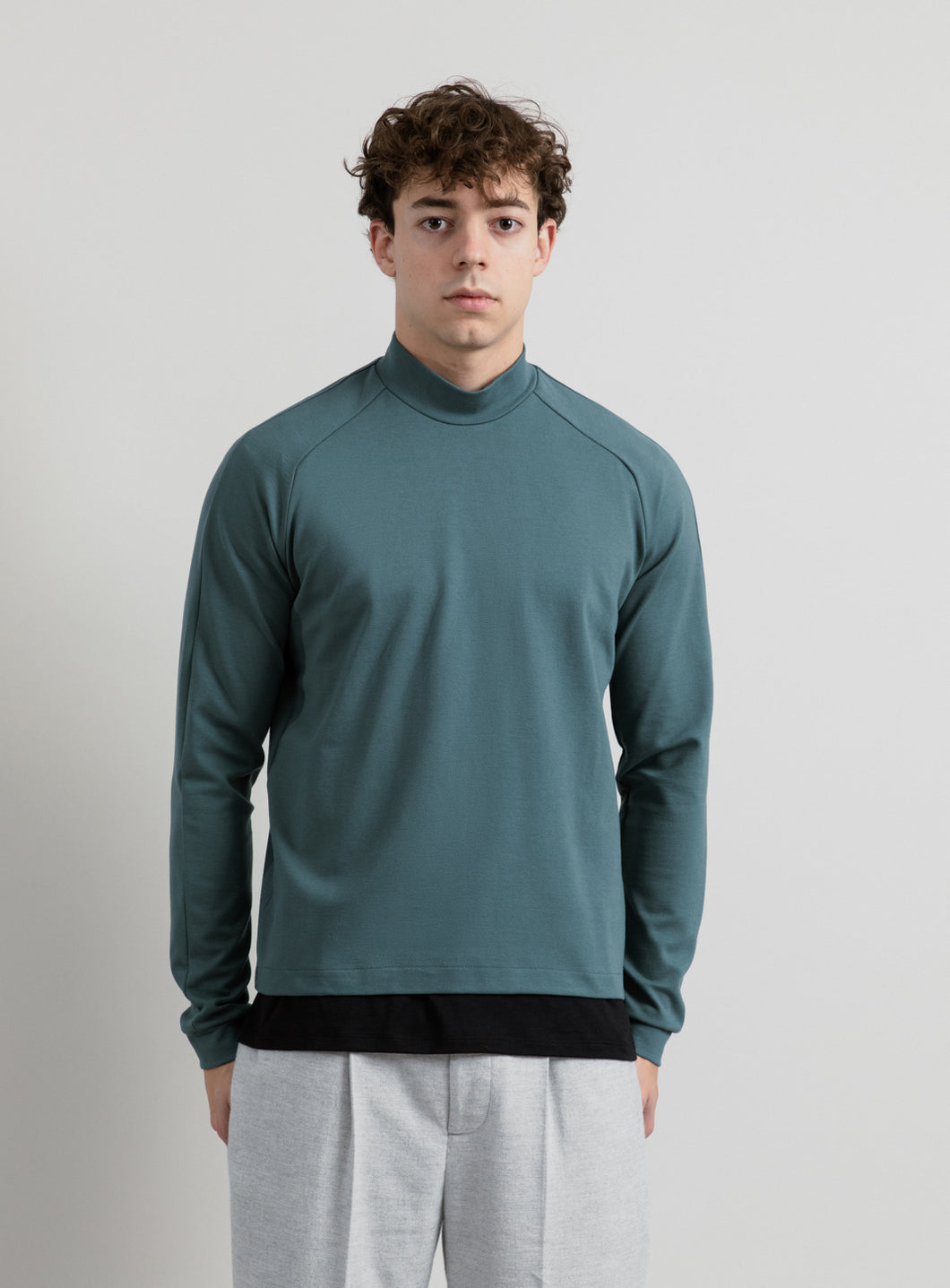 Sweatshirt with Hammer Sleeve in Petrol Blue Technical Knit