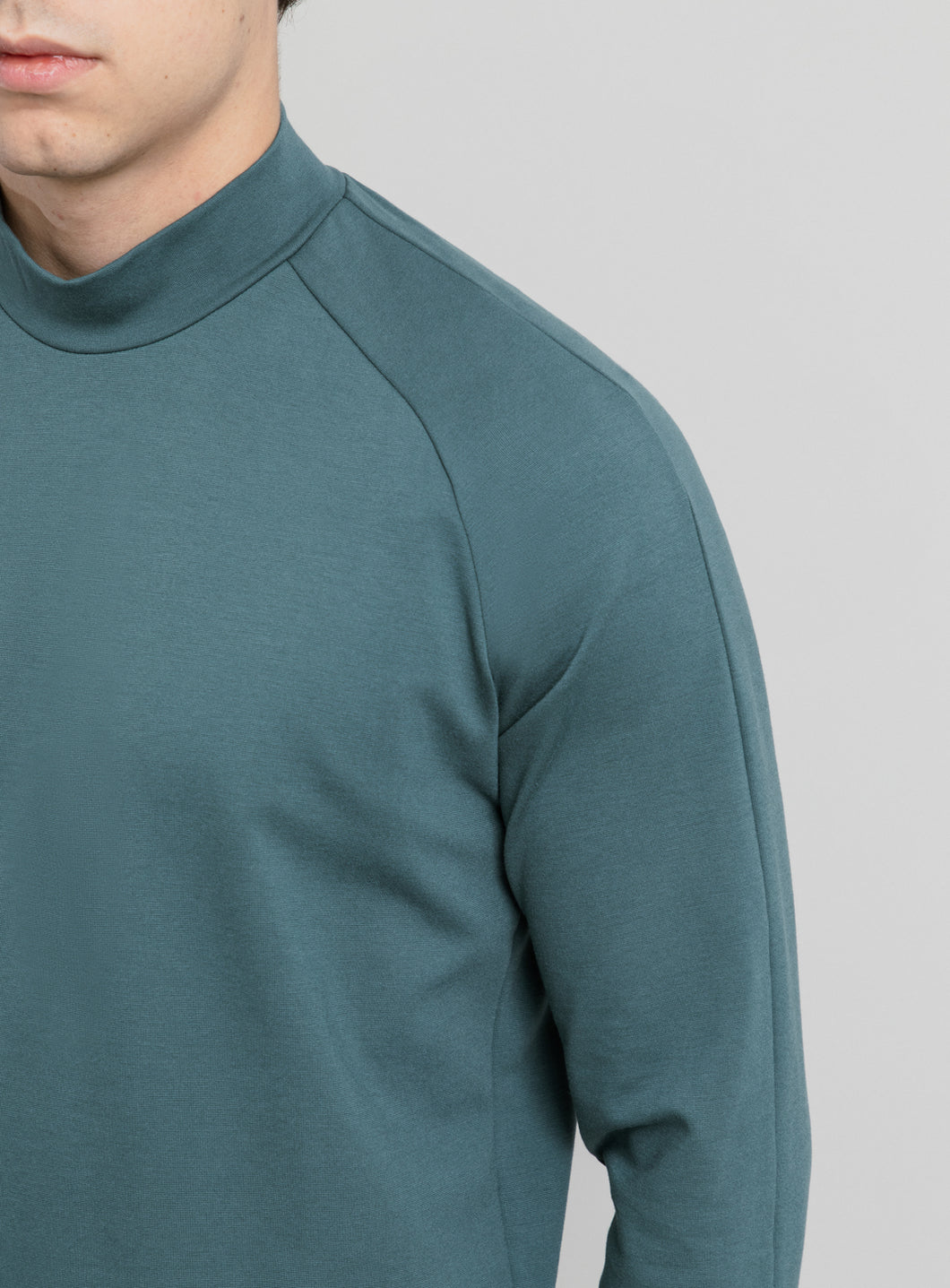 Sweatshirt with Hammer Sleeve in Petrol Blue Technical Knit