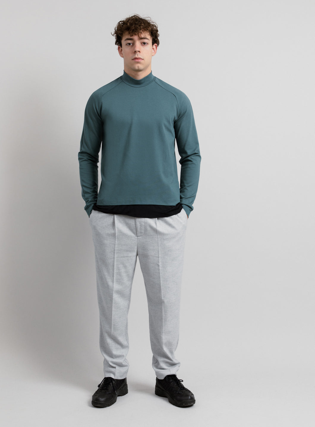 Sweatshirt with Hammer Sleeve in Petrol Blue Technical Knit