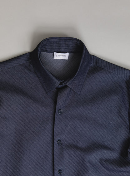 Chemisette à Col Classique en Denim Bleu Brut Coupé en Biais