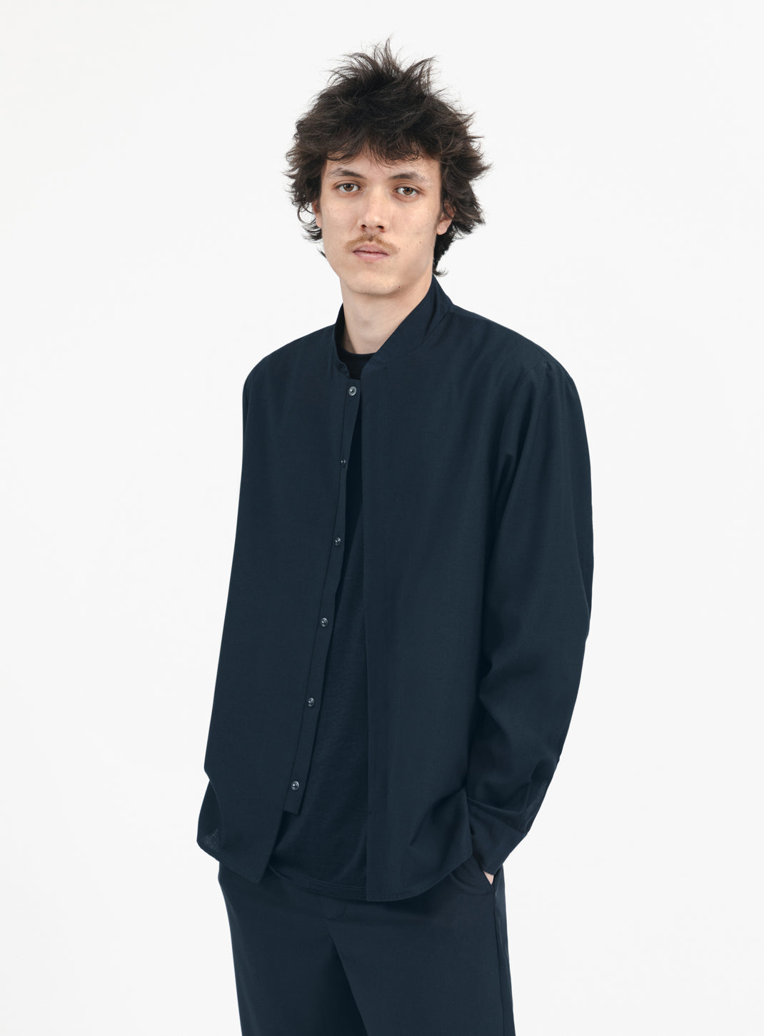 Surchemise à Col Bomber en Fil à Fil Bleu Marine