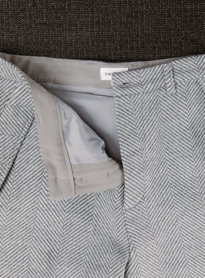 Pantalon à Poches Rabat en Laine Chevron Gris Clair