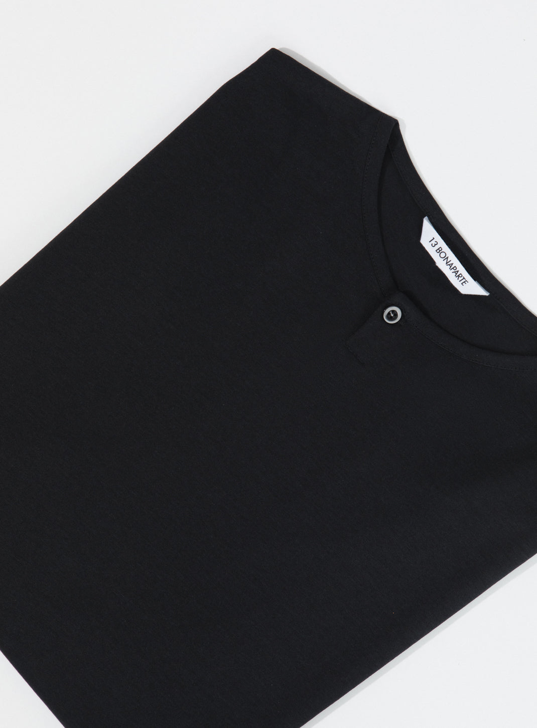 T-Shirt 1 Bouton en Eucalyptus & Coton Noir