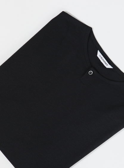 T-Shirt 1 Bouton en Eucalyptus & Coton Noir