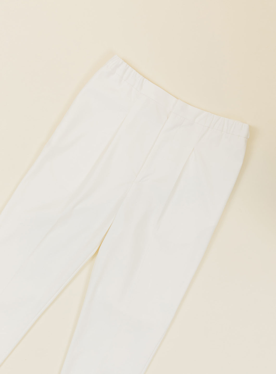 Pleated Pants in White Serge Fabric