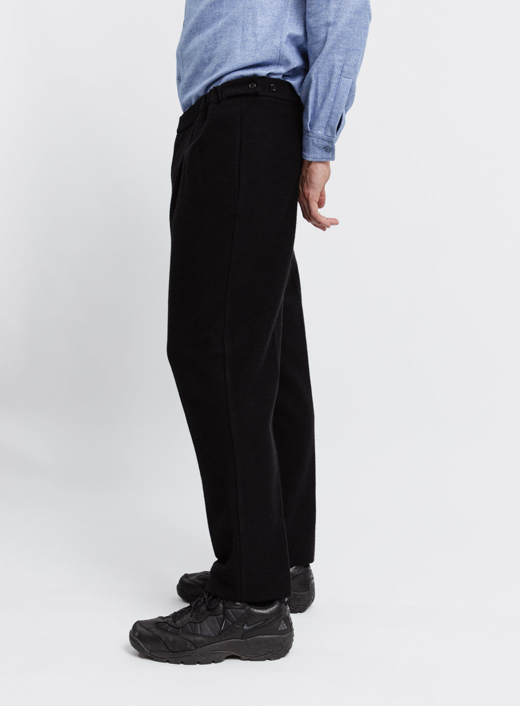 Pleated Pants in Black Carded Wool