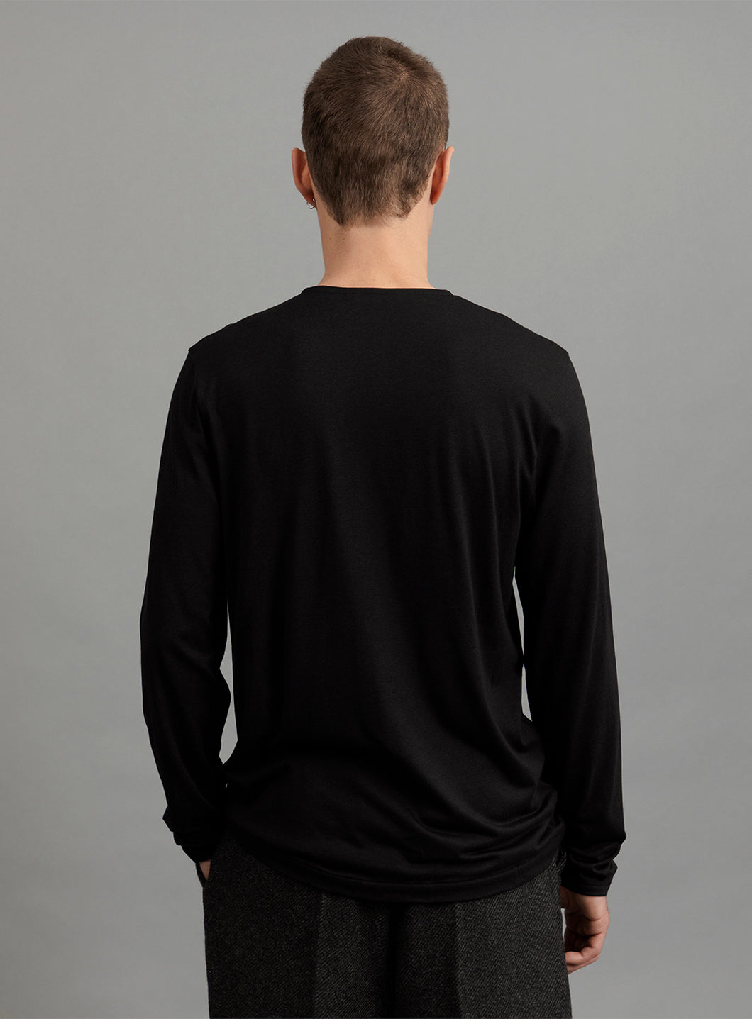 Long Sleeve T-Shirt with 5 Buttons in Black Eucalyptus & Cotton