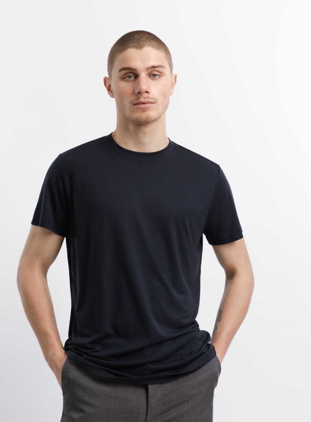 Short Sleeve T-Shirt in Navy Blue Eucalyptus & Cotton