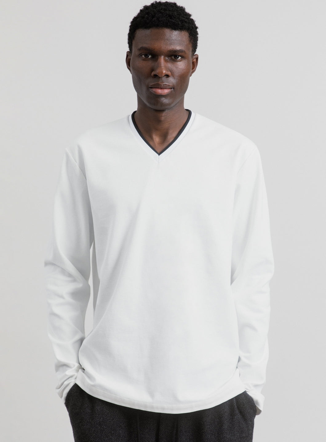 Two-Tone V Neck Sweatshirt in White Technical Knit