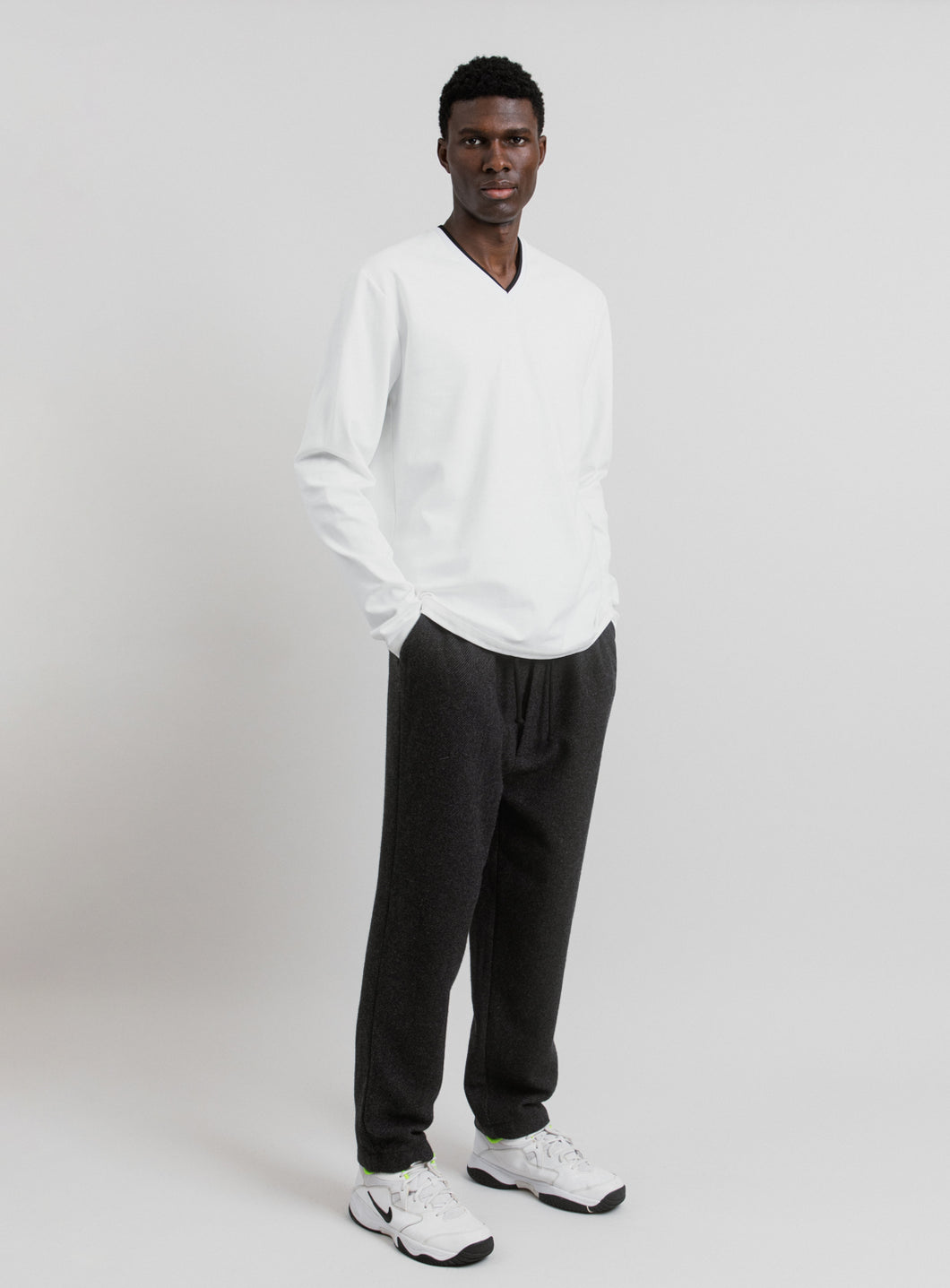 Two-Tone V Neck Sweatshirt in White Technical Knit