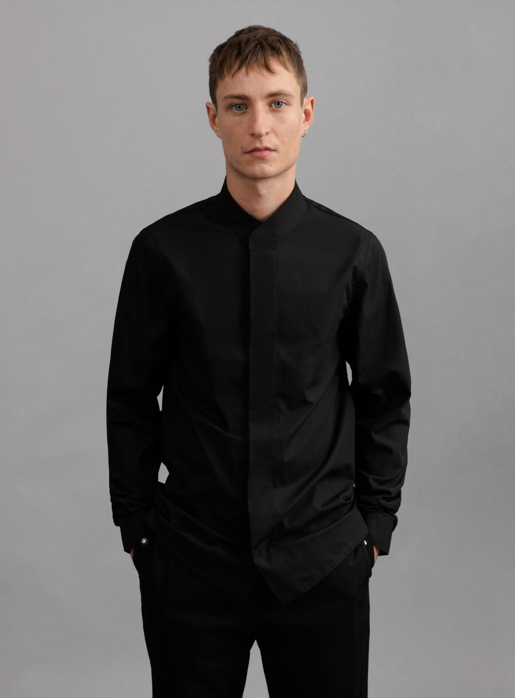Origami Collar Shirt in Black Poplin