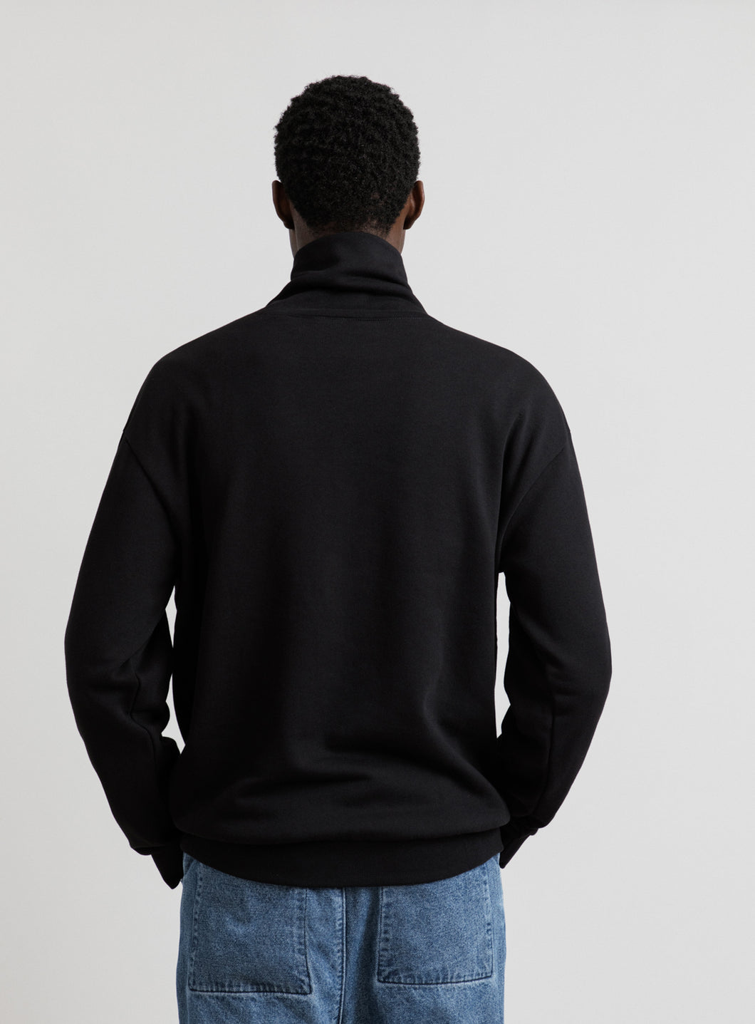 Parachute Sweatshirt in Black Fleece