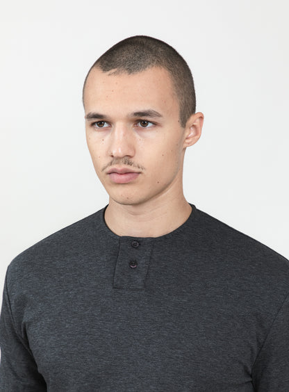 2 Buttons T-Shirt in Heather Dark Gray Technical Knit