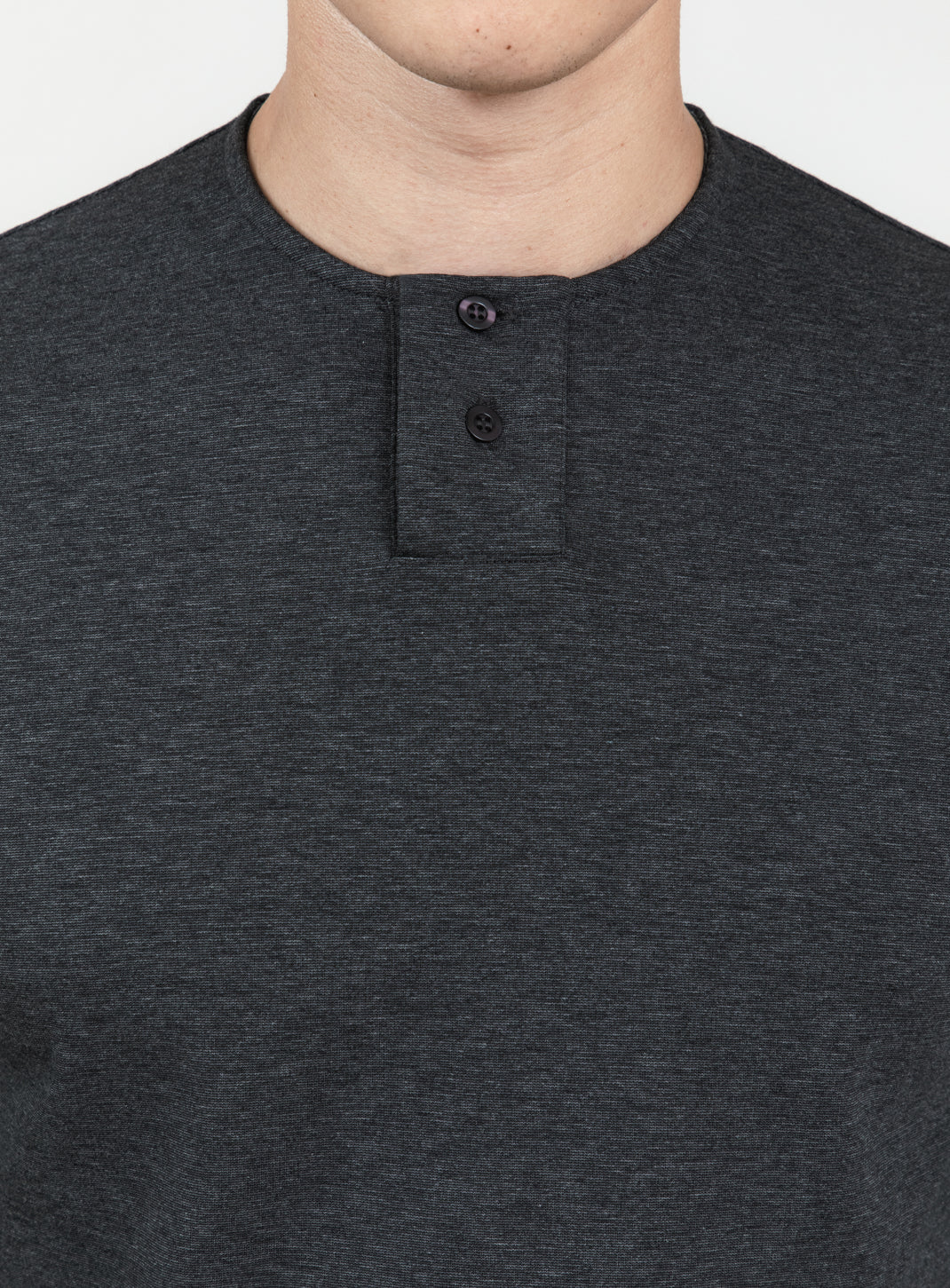 2 Buttons T-Shirt in Heather Dark Gray Technical Knit