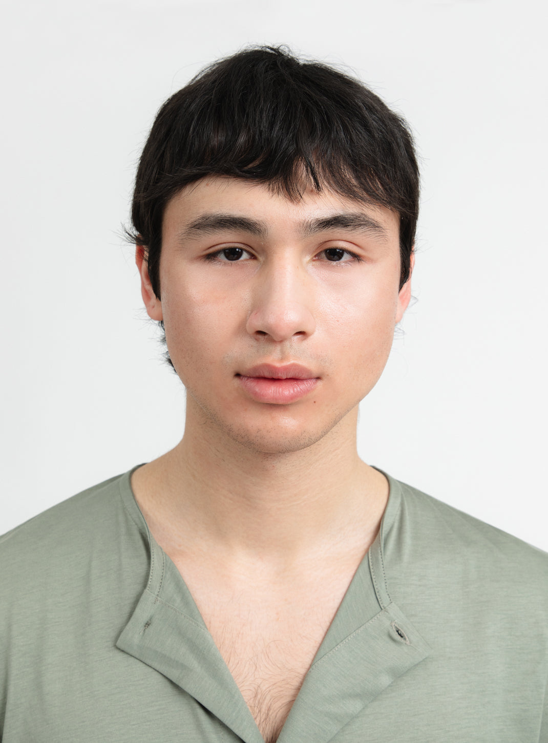 T-Shirt with 5 Buttons in Clay Eucalyptus & Cotton