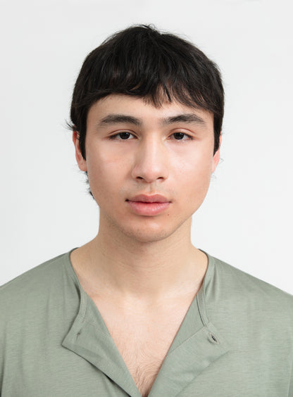 T-Shirt with 5 Buttons in Clay Eucalyptus & Cotton