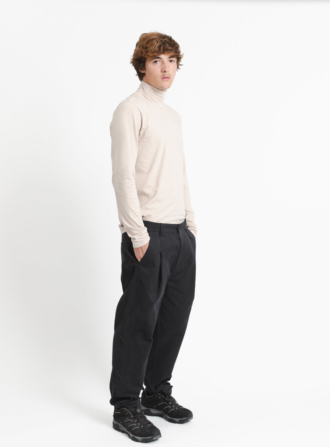 Large Pleated Pants in Navy Blue Cotton Gabardine