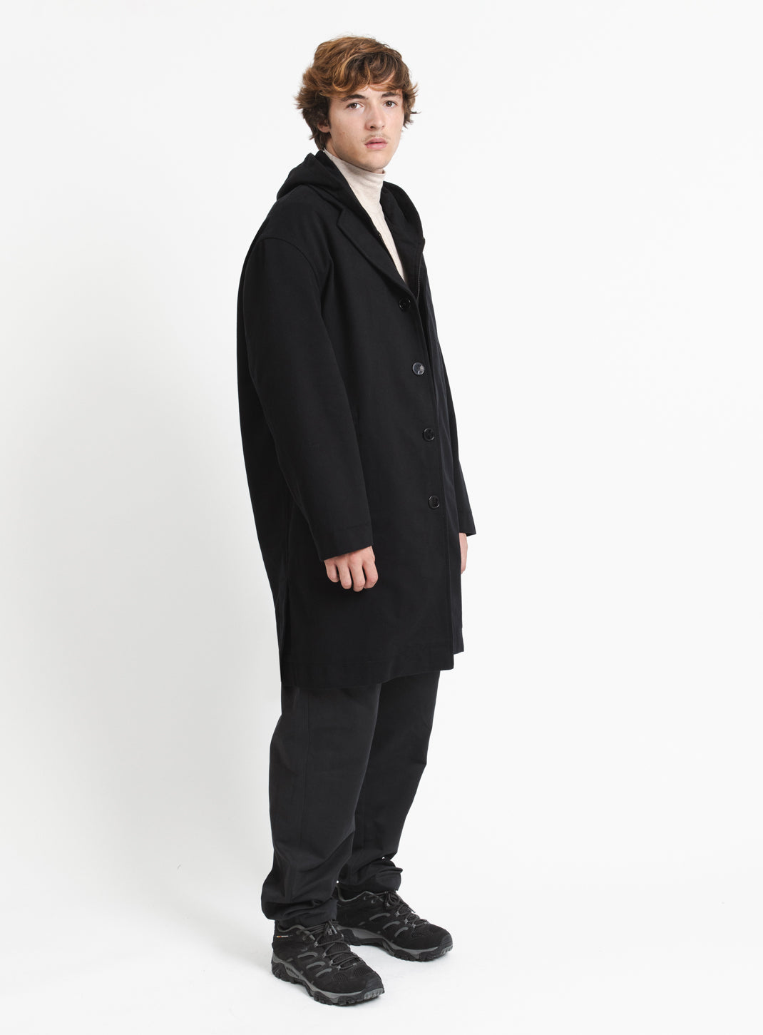 48H Overcoat in Black Reps