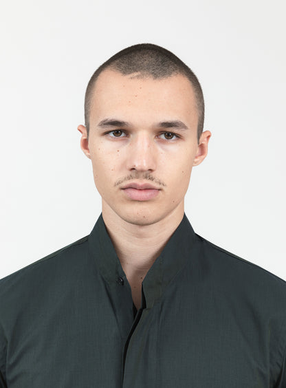 Origami Collar Shirt in Night Green End-on-End
