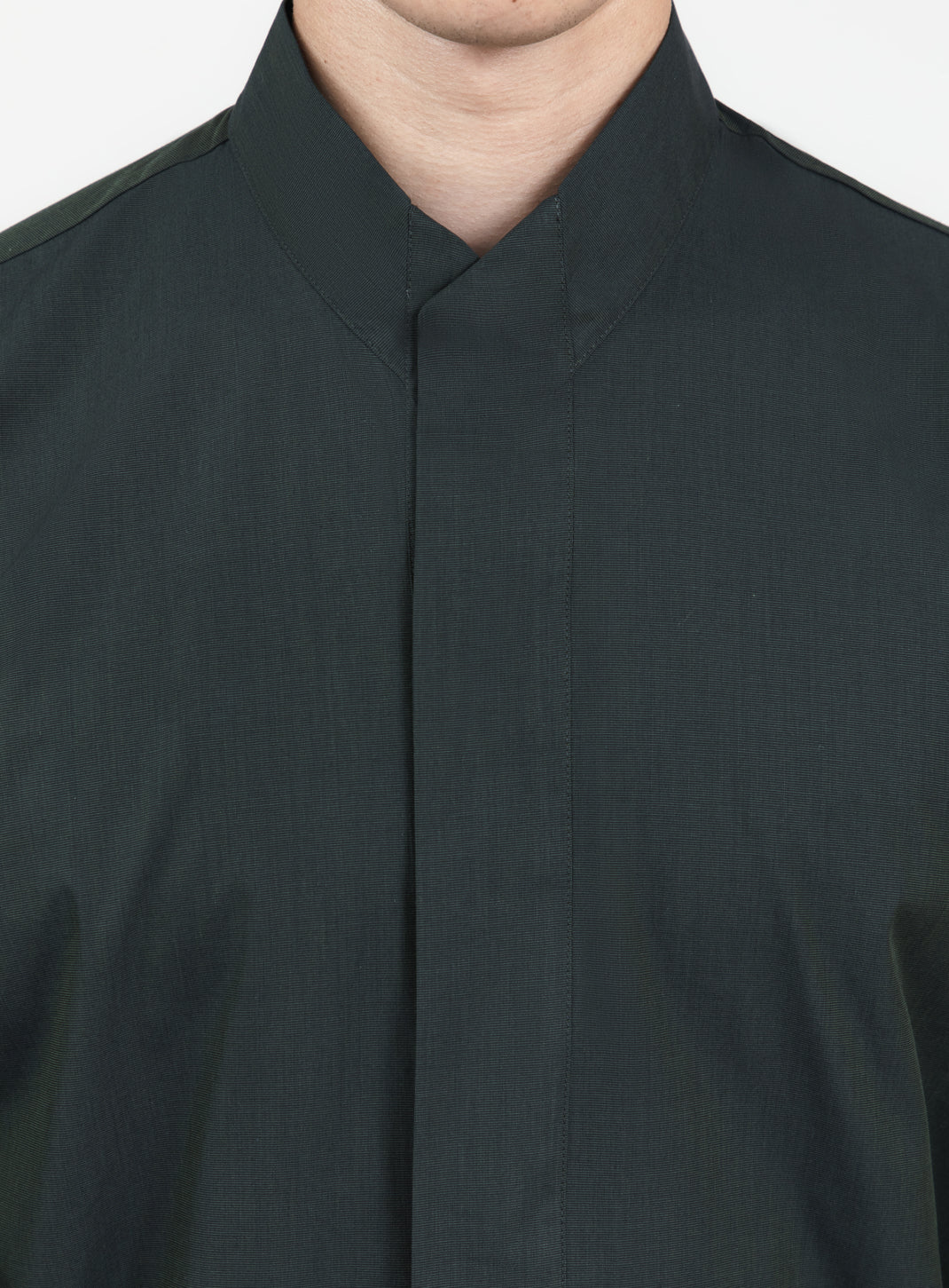 Origami Collar Shirt in Night Green End-on-End