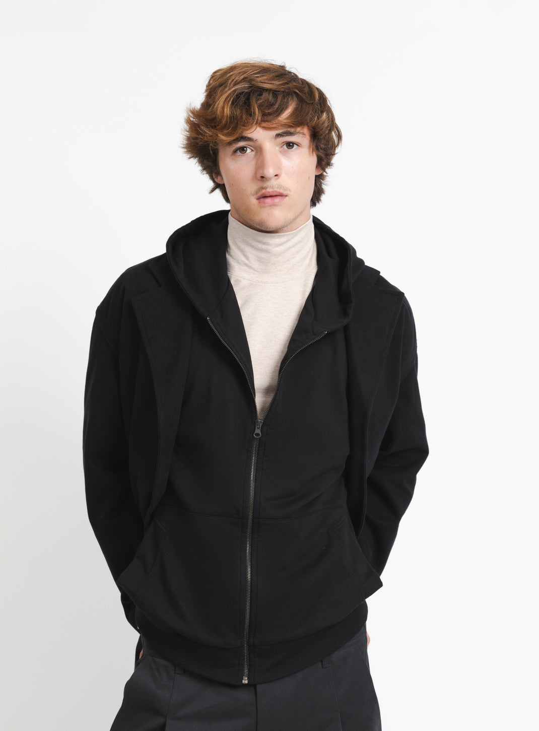 48H Overcoat in Black Reps
