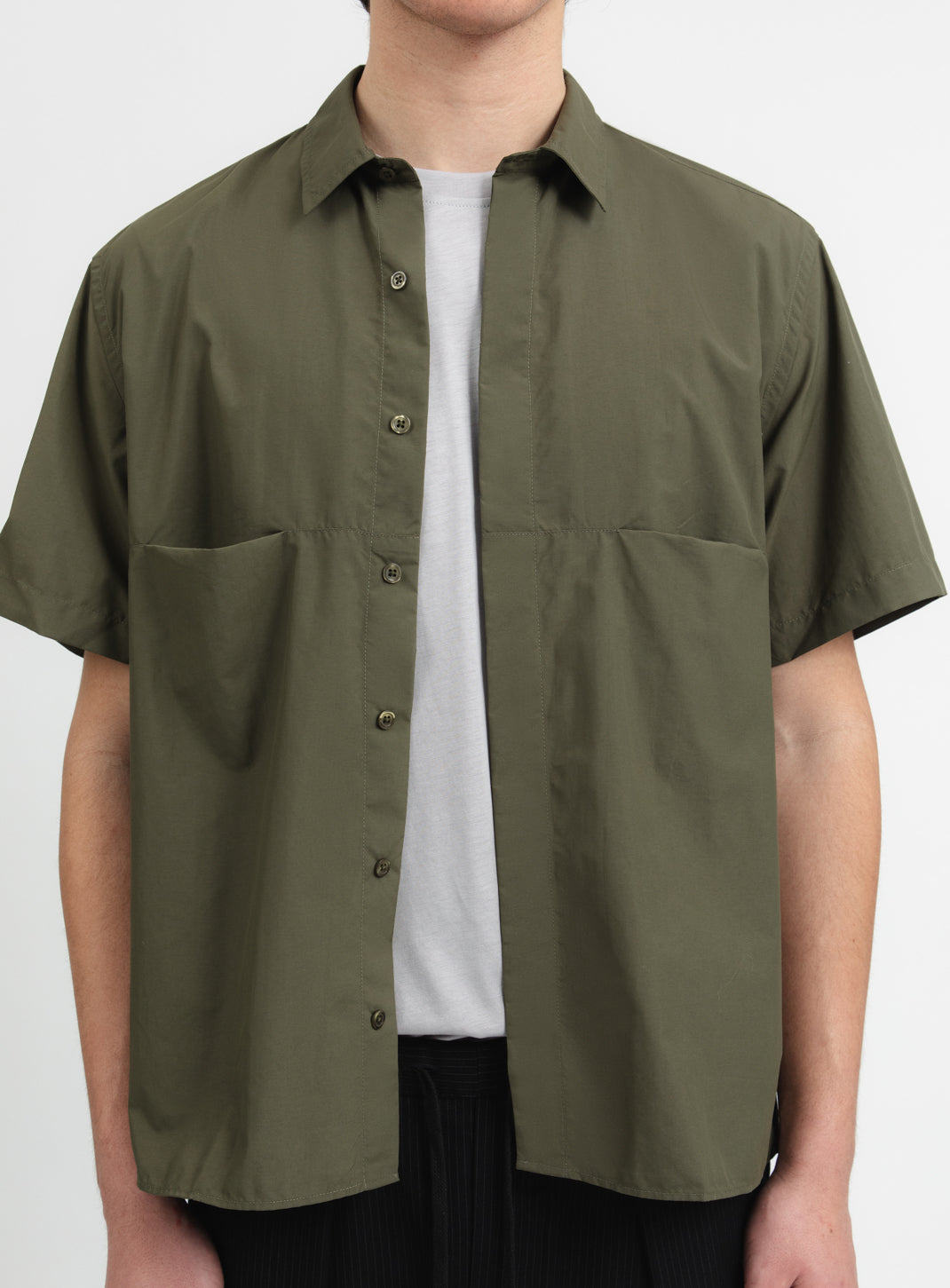 Chemisette with Front Cuts in Olive Technical Popeline