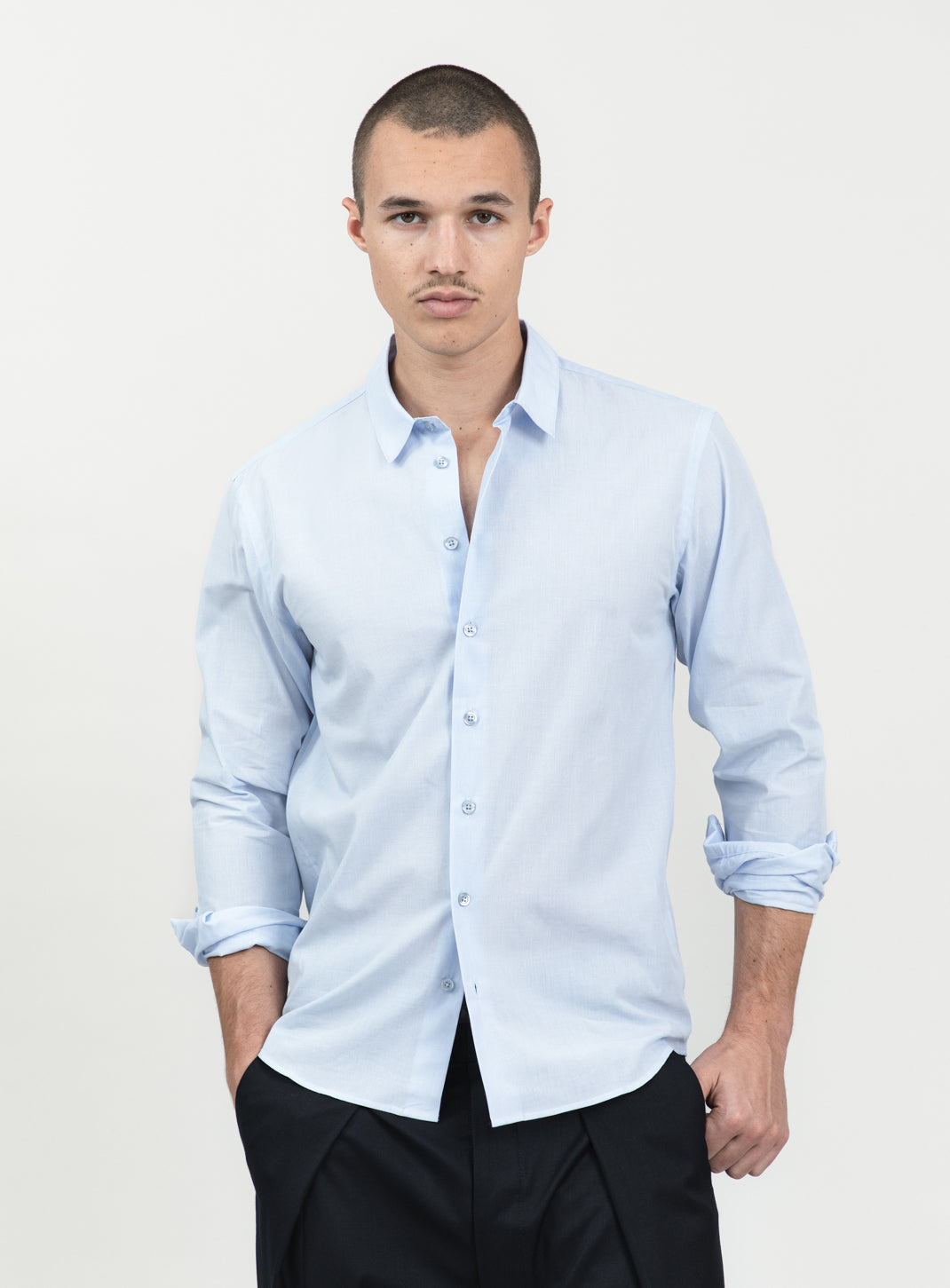 Shirt with Small Collar Stand in Sky Blue End-on-End
