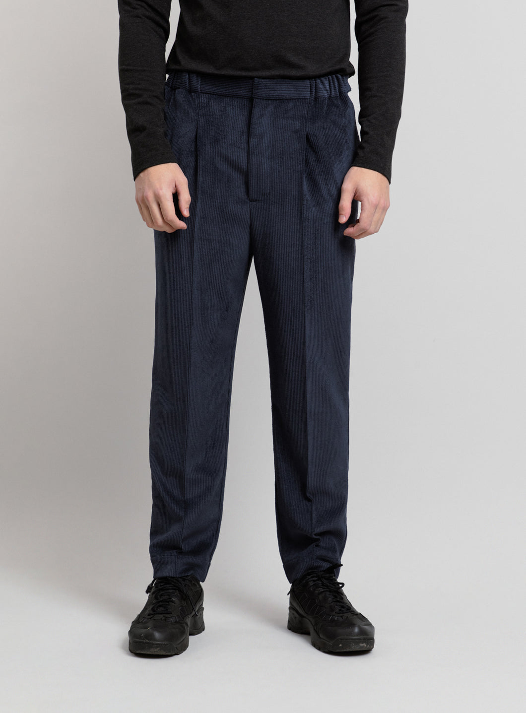 Pleated Pants in Navy Blue Washed Corduroy