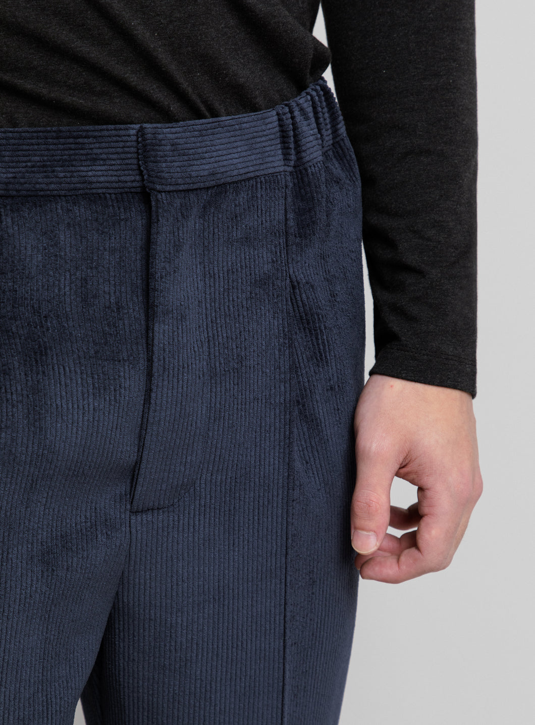 Pleated Pants in Navy Blue Washed Corduroy