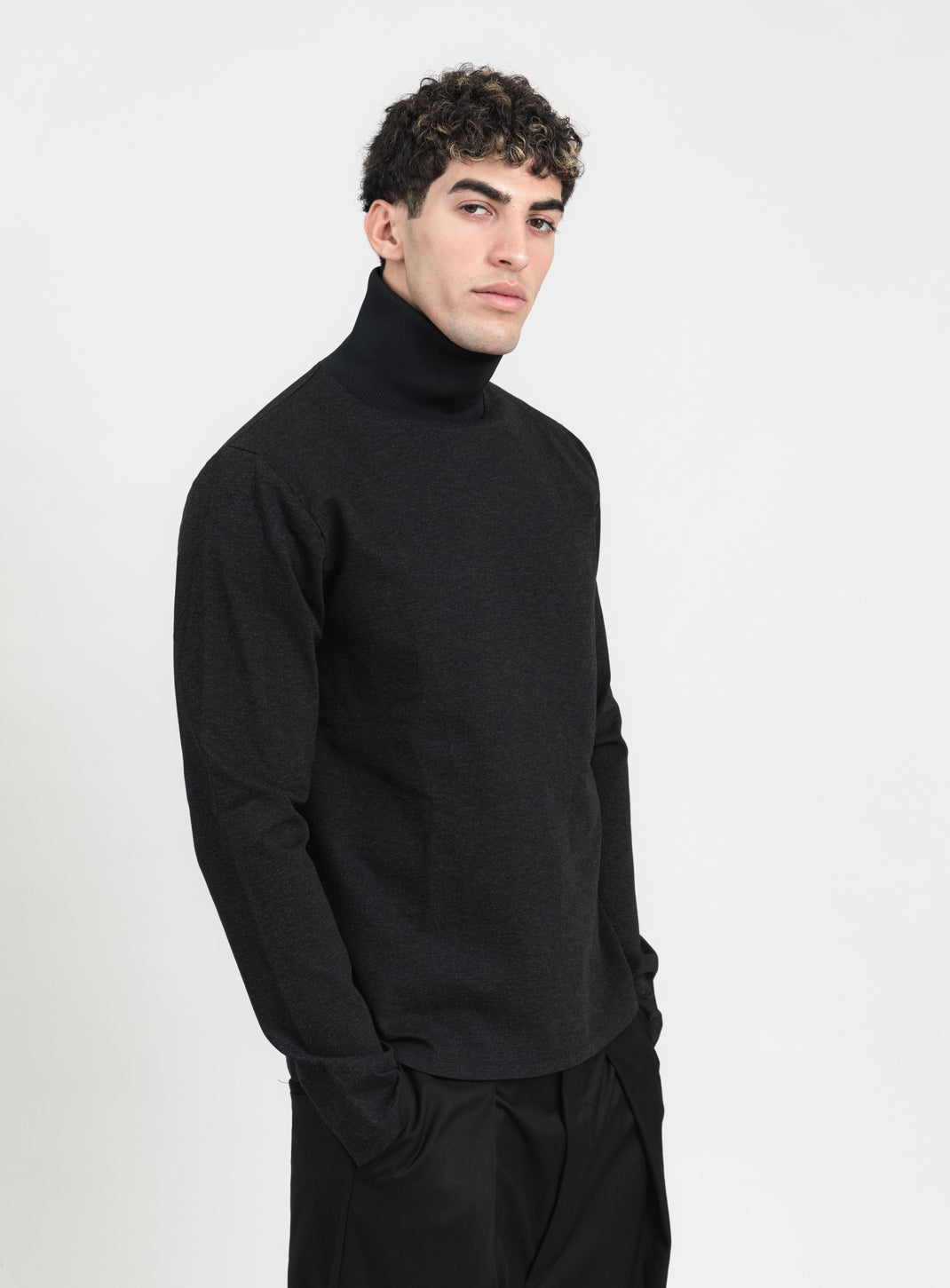 Ribbed High Neck Sweatshirt in Heather Dark Gray Technical Knit