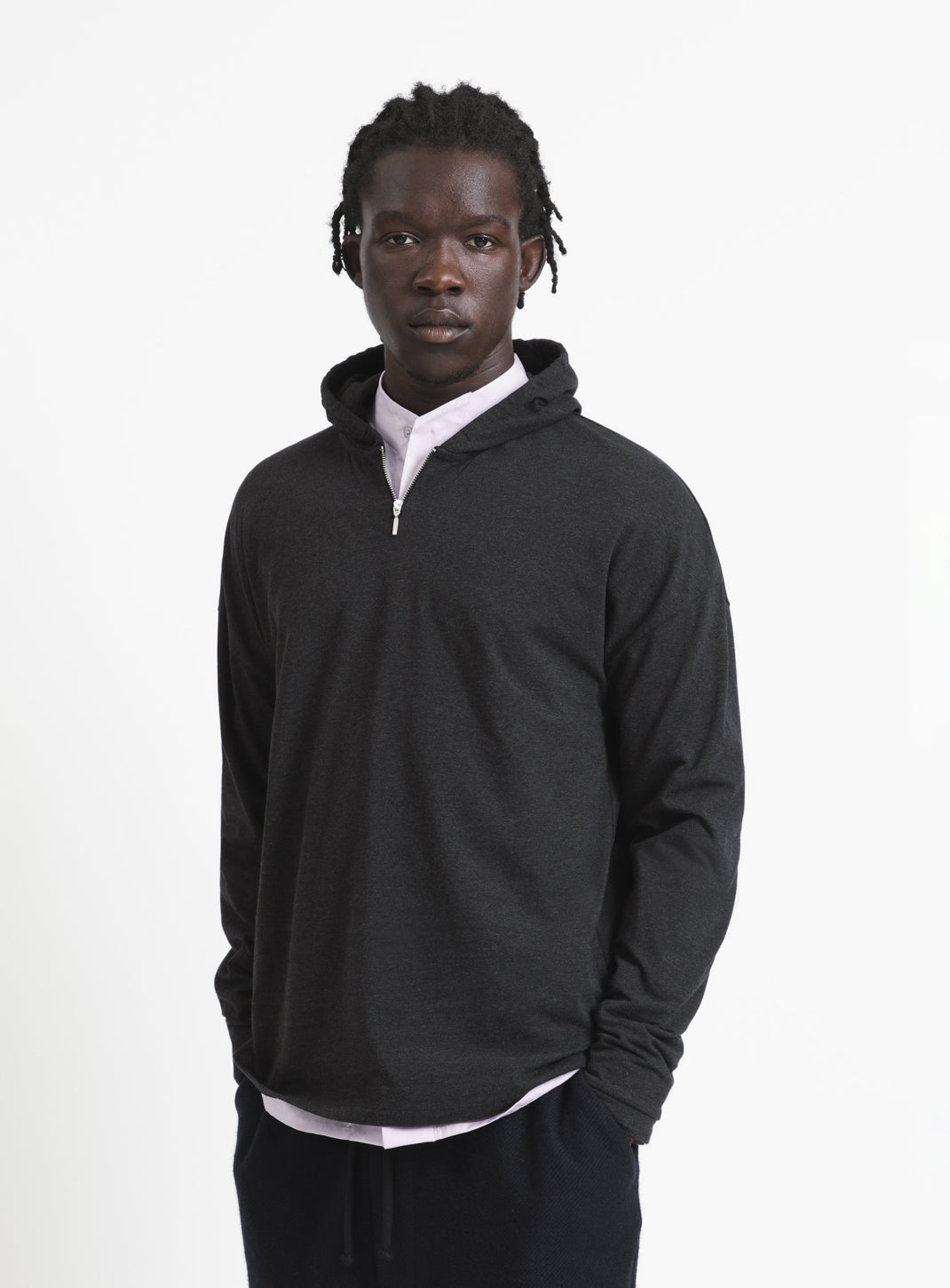 Hooded T-Shirt in Dark Grey Cotton & Elastane