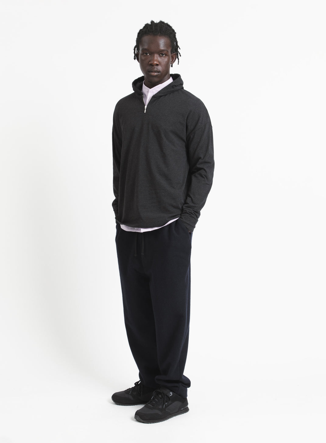 Hooded T-Shirt in Dark Grey Cotton & Elastane
