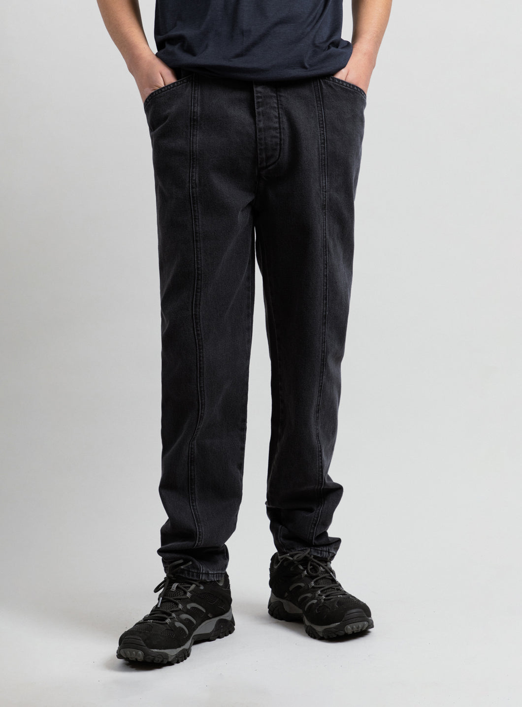 5 Pockets Pants with Front Cuts in Black Denim