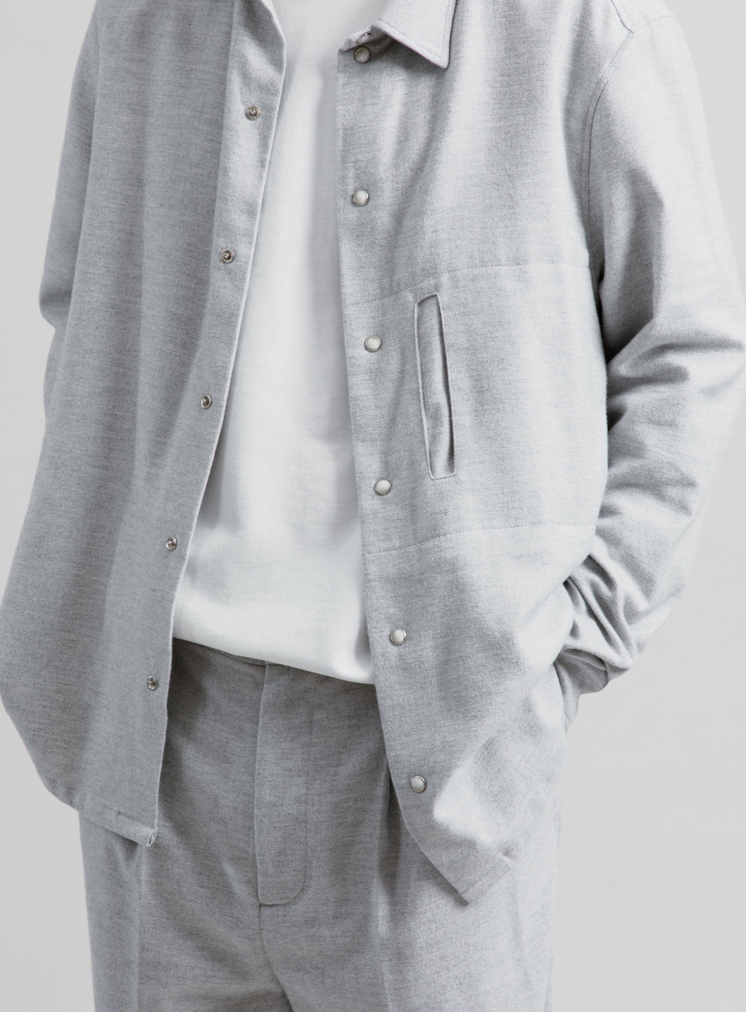 Window Pocket Overshirt in Gravel Grey Cotton Flannel