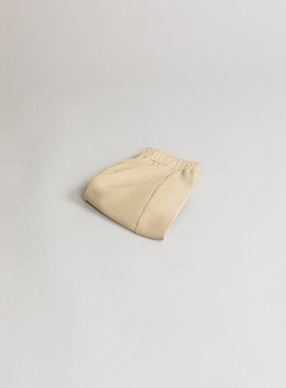Shorts with Front Cuts in Eggshell Technical Ottoman